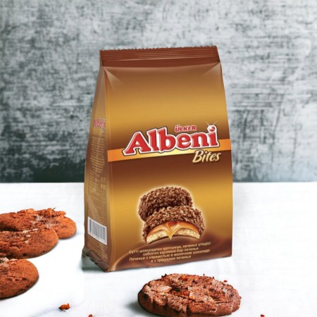 Бисквити Албени с пълнеж от карамел 144гр